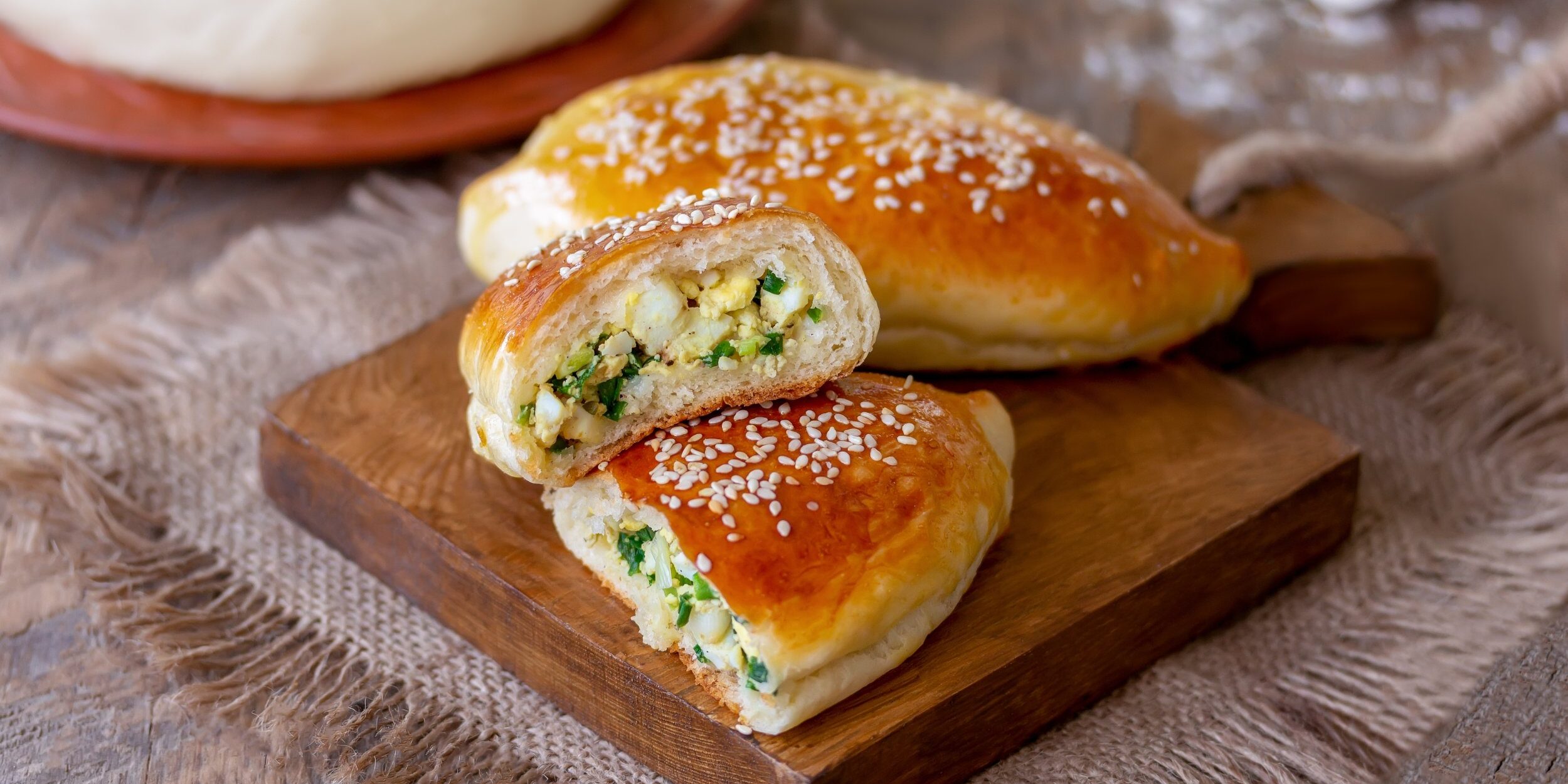 Домашний творог из кефира: рецепт — Лайфхакер