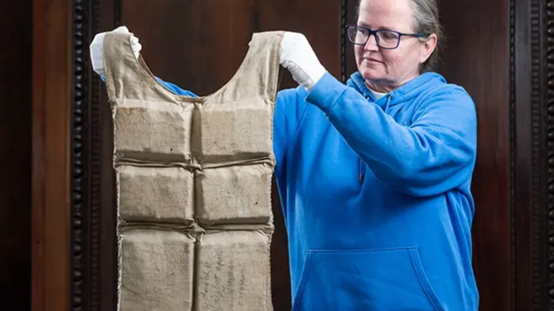 Спасательный жилет с «Титаника» собираются продать за 36 млн рублей