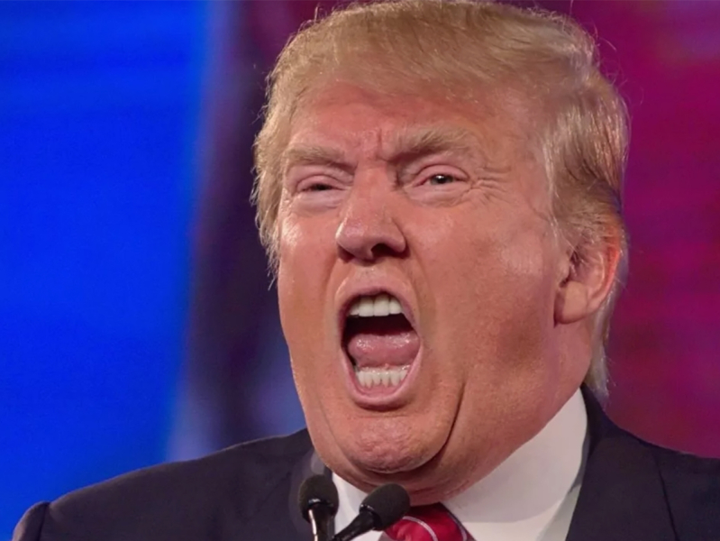 WSJ: Трамп несколько часов кричал на помощников из-за сбитого Ираном истребителя США F-35