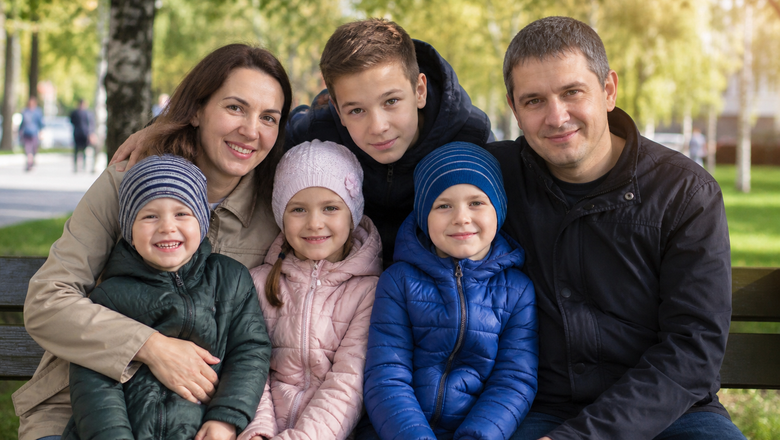 7 новых законов мая: выплаты, льготы бойцам СВО, автошколы и реестры Центробанка