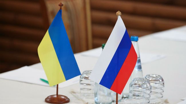 Не дожидаясь саботажников: Москве и Киеву посоветовали вести прямые переговоры
