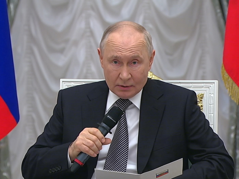 «Пока студенты спали»: Путин после удара ВСУ по колледжу в ЛНР поручил Минобороны подготовить ответ