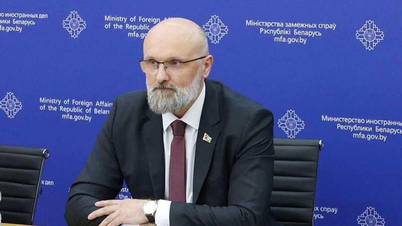 МИД: Минск пытается убедить Запад не использовать военную риторику с Беларусью