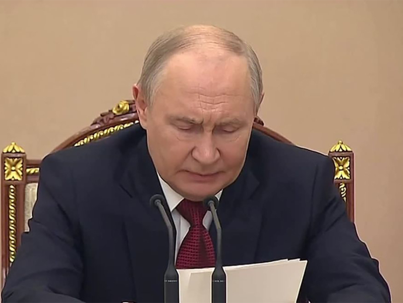 «Очереди и лимиты»: Путин сделал заявление о ситуации с бензином и новых мерах