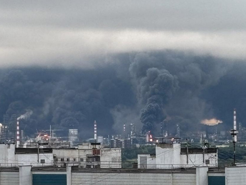 Reuters: крупнейший НПЗ Москвы остановлен минимум на полгода после ударов дронов