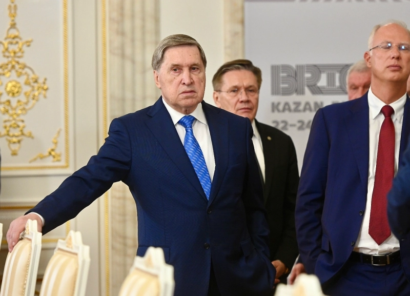 Ушаков сообщил о закрытых контактах Москвы с Киевом