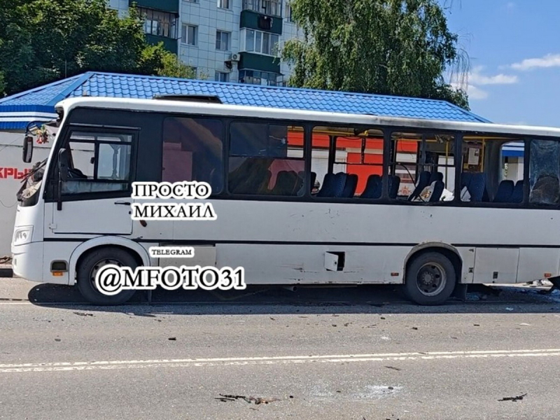«Пять погибших, среди них ребенок»: БПЛА ударил по рейсовому автобусу в Шебекино — десятки пострадавших
