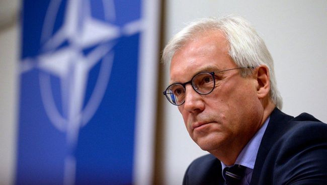 Россия учтет в военном планировании стремление ФРГ к ядерному оружию — Грушко