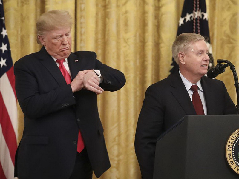 СМИ: Трамп готов поддержать инициативу покойного Грэма* о новых санкциях против России