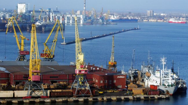 Порты заблокированы: на Украине резко сократился экспорт зерна
