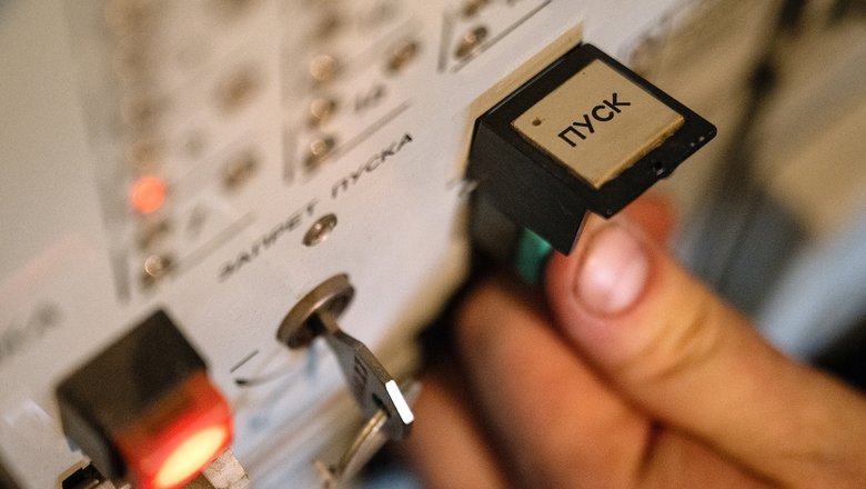 Средства ПВО за сутки уничтожили 12 авиабомб и 931 дрон ВСУ