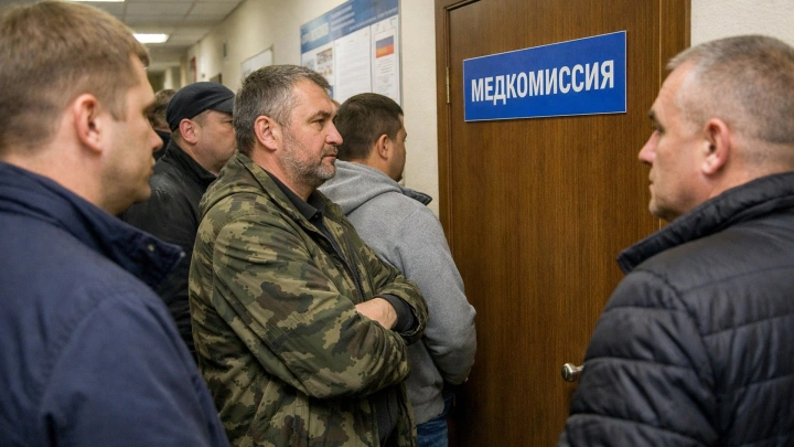 «Втихаря делается»: Полковник Баранец объяснил, почему Кремль не объявляет новую мобилизацию