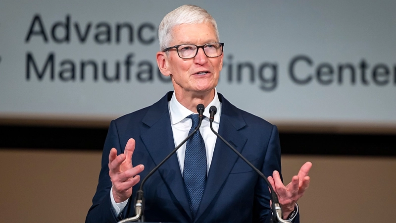 Тим Кук написал прощальное обращение в связи с уходом с поста главы Apple